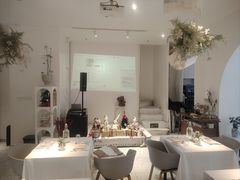 -春树下·树屋花房西餐厅(罍街AS1980店)