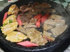 -韩红石板肉(范西路店)