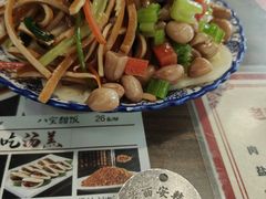 素拼盘-老西安韩记三鲜煮馍(四府街店)