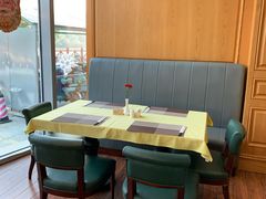 -安徽饭店·白鹭阁自助餐厅(梅山路店)