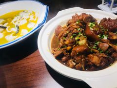 -小菜园新徽菜(宜兴八佰伴店)