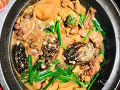 鲍鱼鸡煲-蚬皇•陈味莞(西平景湖店)
