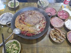 -黄潇洒老火锅(九眼桥宏济巷店)