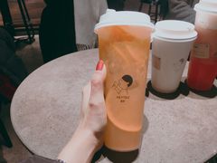 满杯橙子-喜茶(上海正大广场店)