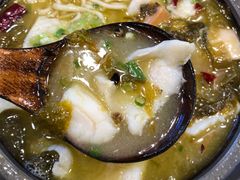 -周鱼小馆石锅酸菜鱼(活力汇店)