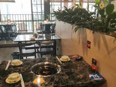 大堂-雷山鱼酱酸汤鱼·酸汤牛肉(花果园T1区店)