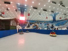 -长沙湘江冰雪世界