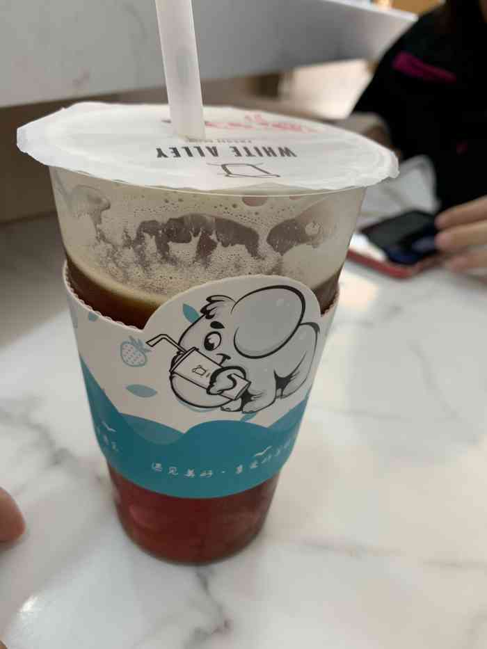 白巷子奶茶(龙岗坂田五和店)-"蜂蜜柚子茶一股塑料味,跟服务员说这事