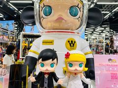 -泡泡玛特POPMART(侨福芳草地店)