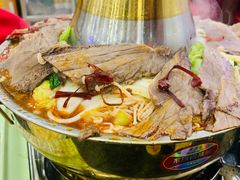 -撒拉人家.酸菜牦牛肉火锅