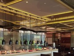 -大中华希尔顿酒店-念自助餐·嗨啤·小龙虾