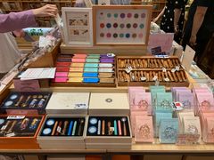 -猫的天空之城概念书店(印象城购物中心店)