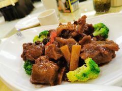 红烧牛尾-清真·三德隆饭庄(桥梓口店)