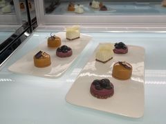 -潮一不贰·法式甜品·生日蛋糕·西式简餐(外滩店)