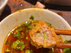 -四小区火锅·巷子里的重庆火锅(花照壁店)