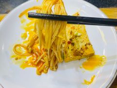 -大锅大灶柴火鸡鱼