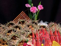-雍容荟帝王蟹活龙虾展台自助(IFS黑金店)