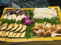 -慢丽江·云南野生菌土鸡锅(西山店)
