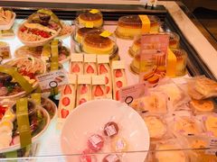 -巴黎贝甜(大宁国际商业广场店)