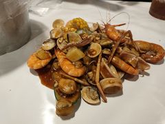 -席娜卡琳火车铁道夜市