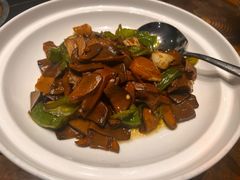 -黔蘑菇四季餐厅(观山湖店)
