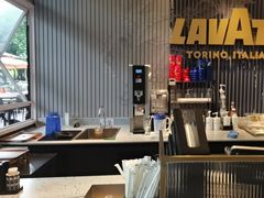 -LAVAZZA拉瓦萨咖啡(中航城君尚购物中心店)