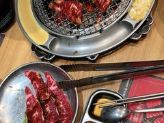 -青瓦炭韩潮烤肉(花园道店)