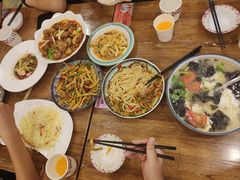 -清真·玛丽亚新疆菜主题餐厅(浙江中路店)