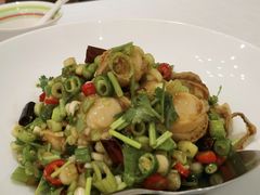 老虎菜拌手剥扇贝-开海·红岛海鲜虾水饺(石老人店)