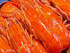 -肥肥虾庄·金牌油焖大虾(汉街SKP店)