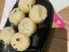-小杨生煎(金山百联购物中心3楼店)