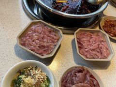 -九尺赵老四鲜鹅肠火锅