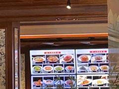 -八府香鸭·啫啫煲(华山路店)