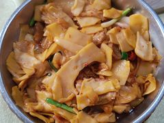 鲜笋炒五花肉-红旗山庄(圭峰山店)