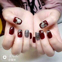 -Pink You美甲洗眉纹绣定制中心