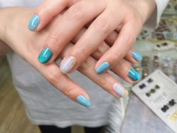 -伊人脱毛美甲美睫连锁机构