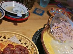 -洱火云南酸菜牛肉火锅(石景山当代商城店)