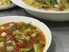 -酸婆娘江湖川菜(紫竹路店)