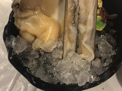 -鲜入围煮花胶鸡海鲜火锅