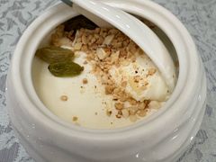-汗腾格里·风味餐厅(新疆驻京办店)
