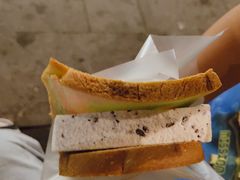 -詹爷爷乌节路街头冰淇淋