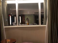 -上海浦东假日酒店