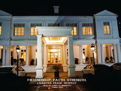 -南京双门楼宾馆(盐仓桥地铁站阅江楼店)