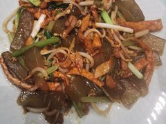 -老牌坊鲁菜名店(美莲广场店)