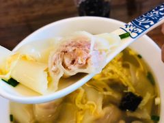 -笑来喜馄饨小笼工坊店(湖滨街店)