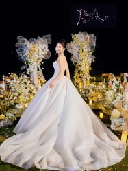 -金夫人婚纱摄影(华南店)