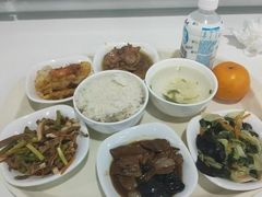 -万达瑞华酒店美食汇自助餐厅(楚河汉街店)