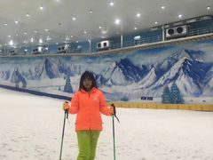 -荔波冰雪水世界主题乐园
