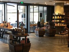 大堂-星巴克臻选(深圳金光华店)