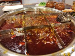 -邓莽子老火锅(中兴路总店)